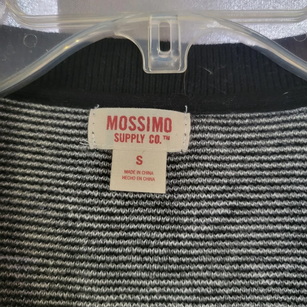 Mossimo Geometric Cardigan - Picture 2 of 2